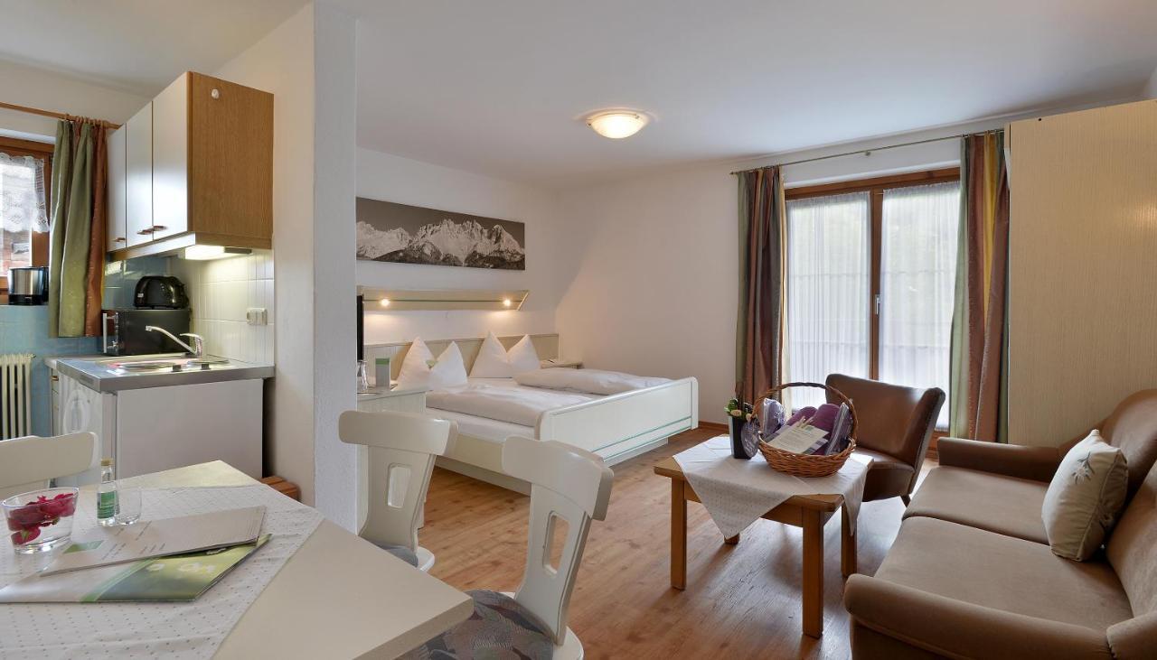Appartements Am Roemerweg Oberndorf in Tirol Esterno foto